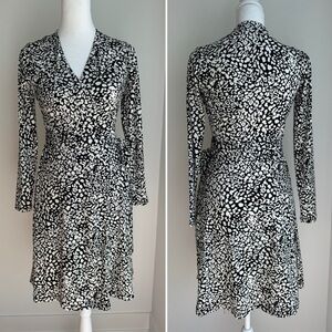 Banana Republic Black Women’s XSP White Tan Leopard Print Jersey Wrap Dress NEW